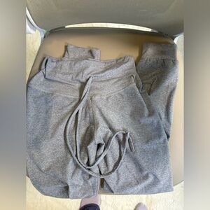 Women’s grey booty scrunch joggers, brand is abs2bfitness size medium.